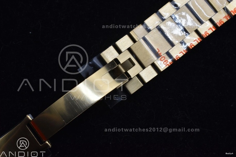 QF Best A2836 Black DayDate Edition 904L 40 V4 Weight) Dial on (Gain Steel Bracelet President Green YG 0301